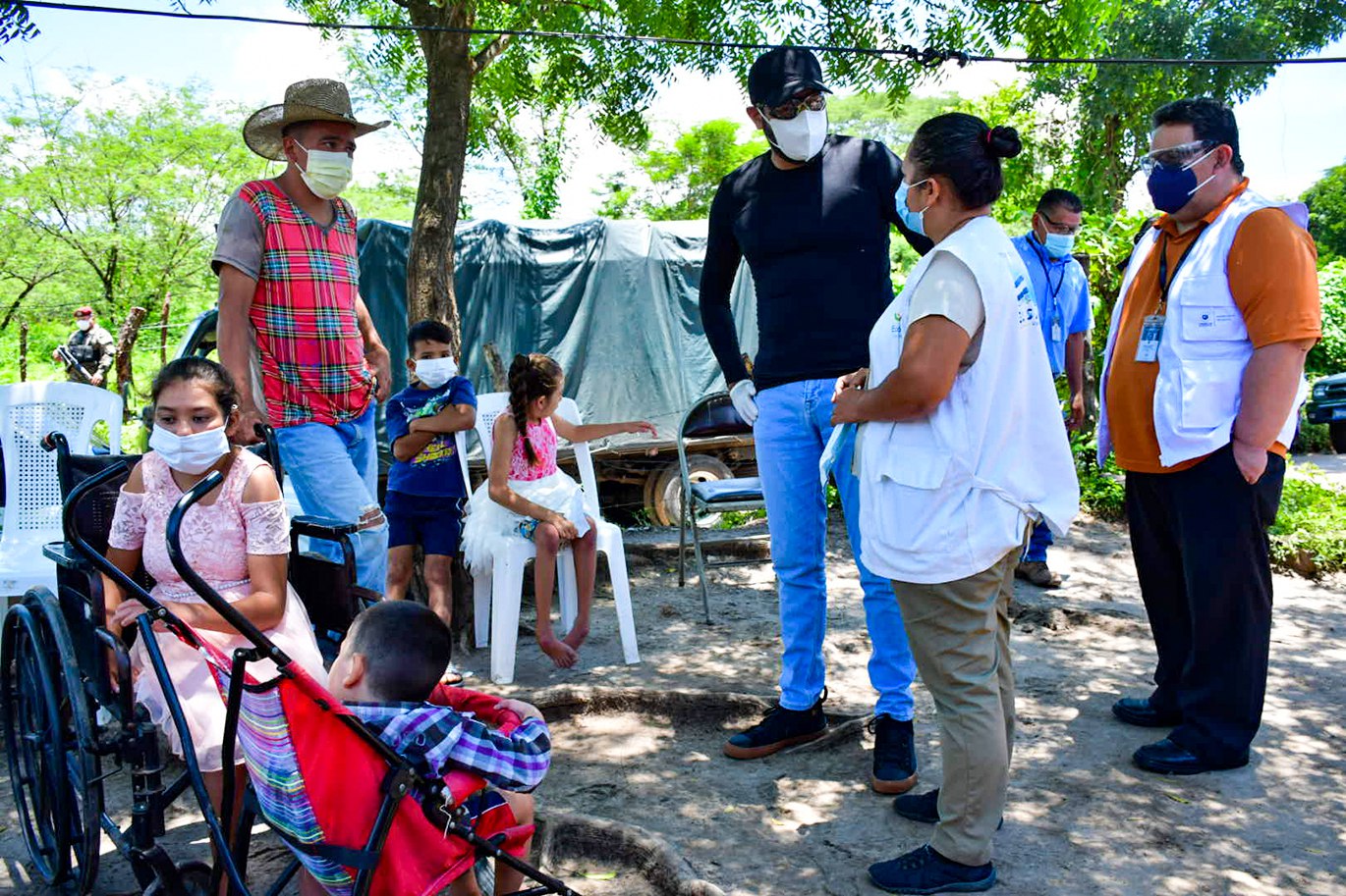 Luis Rodríguez sobre familia de San Vicente: “Es un cuadro familiar complicado y estamos acá para apoyarles” luis-rodriguez-sobre-familia-de-san-vicente-es-un-cuadro-familiar-complicado-y-estamos-aca-para-apoyarles